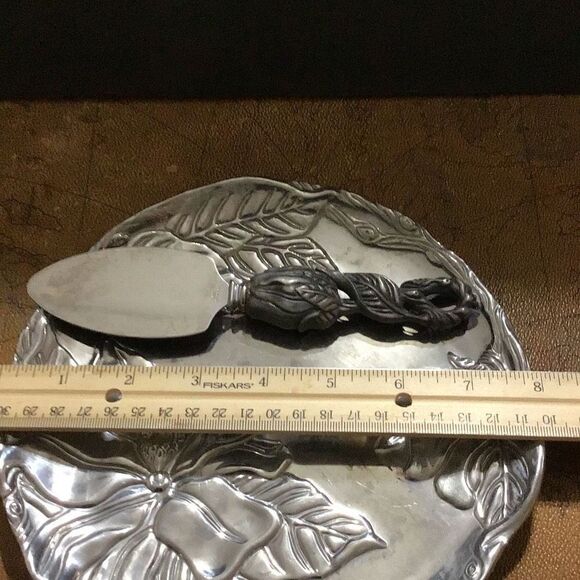 Magnolia platter 8 inch vintage Arthur court platter was unknown to handle servi - Picture 2 of 8